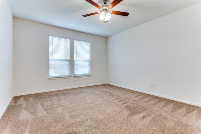 Building Photo - 5432 Wedge Wood Dr