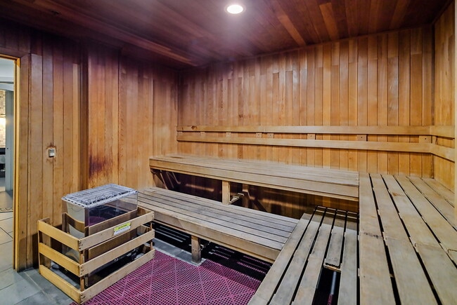 Foto del edificio - Reveal