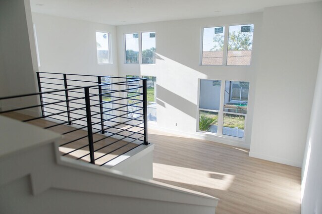 Foto del edificio - 3820 Pompano Dr SE