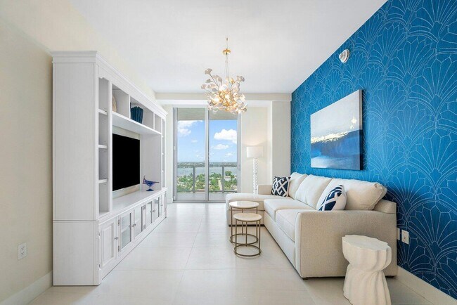 Foto del edificio - 3100 N Ocean Dr