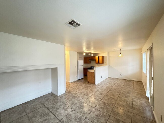 Building Photo - CORTE MADERA