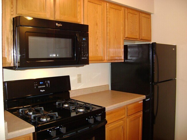 Foto del edificio - N96W16130 County Line Rd