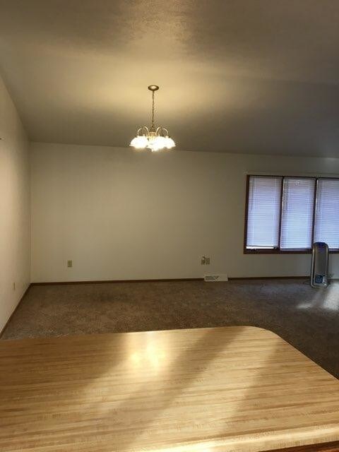 Foto del edificio - 109 E Warren St