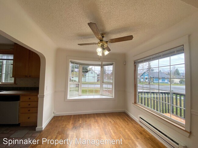 Building Photo - 3 br, 1 bath House - 4517 South Asotin Street