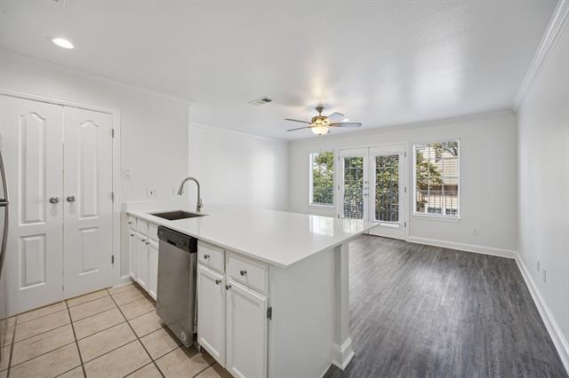 Foto del edificio - 4125 Holland Ave