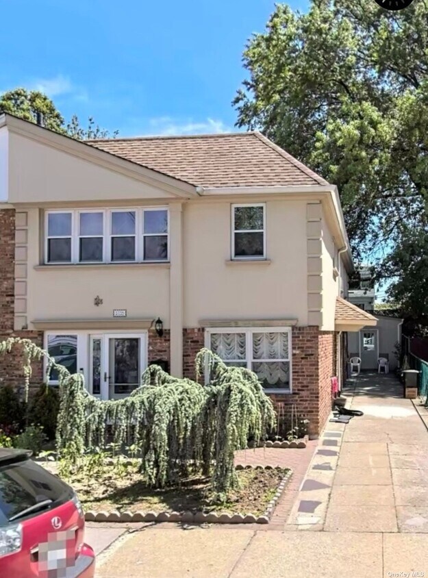 5739 228th St Unit 1, Queens, NY 11364 Room for Rent in Queens, NY