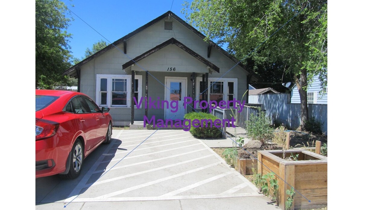 Primary Photo - 156 SW 3rd St