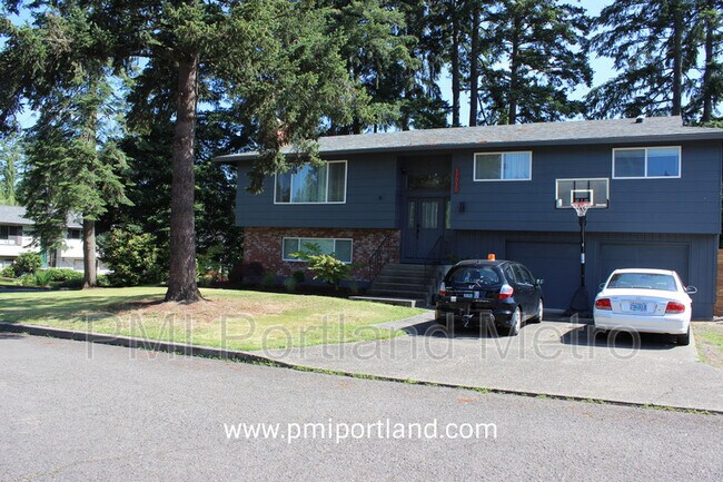 Foto del edificio - 17030 SE Pine Cone Ln