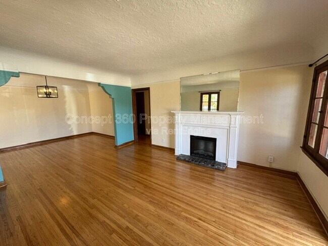 Foto del edificio - 2501 Eucalyptus Ave
