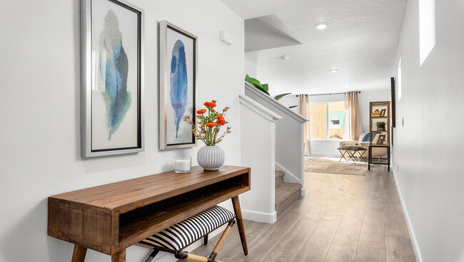 Building Photo - 1895 N Blue Iris Ave