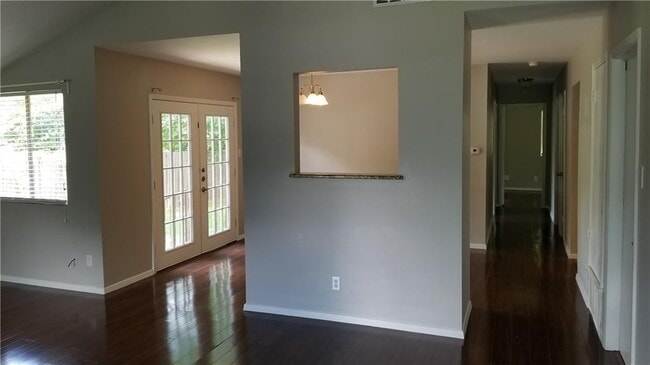 Building Photo - 6809 Skynook Dr