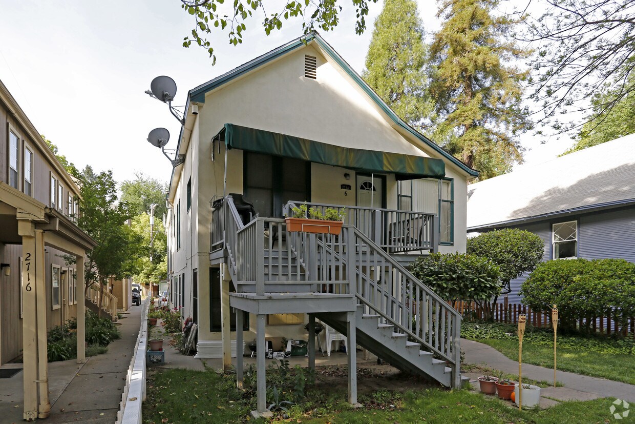 Foto del edificio - 2714 F St