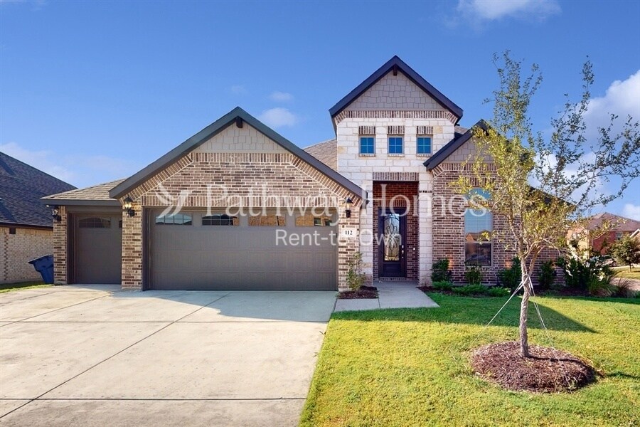 Primary Photo - 112 Trail Dr