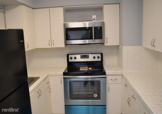 Foto del edificio - 2 br, 0.5 bath  - 2621 Grant St