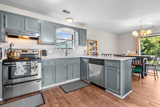 Building Photo - House for Rent in Virginia Beach!