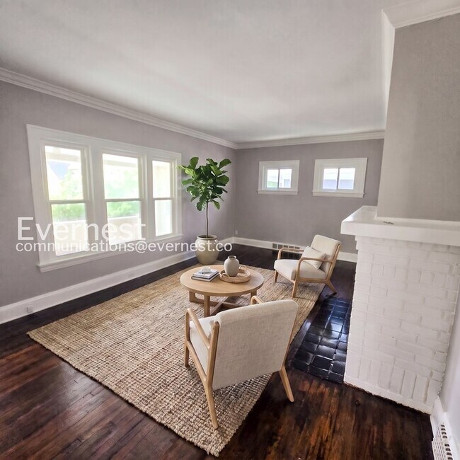 Foto del edificio - 3411 Beechwood Ave