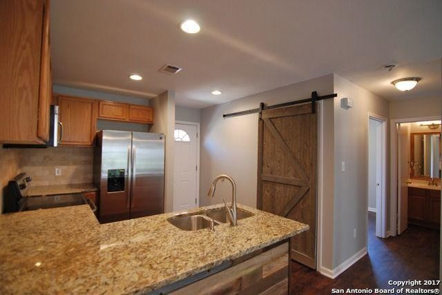 Foto del edificio - 2 bedroom in Canyon Lake TX 78133