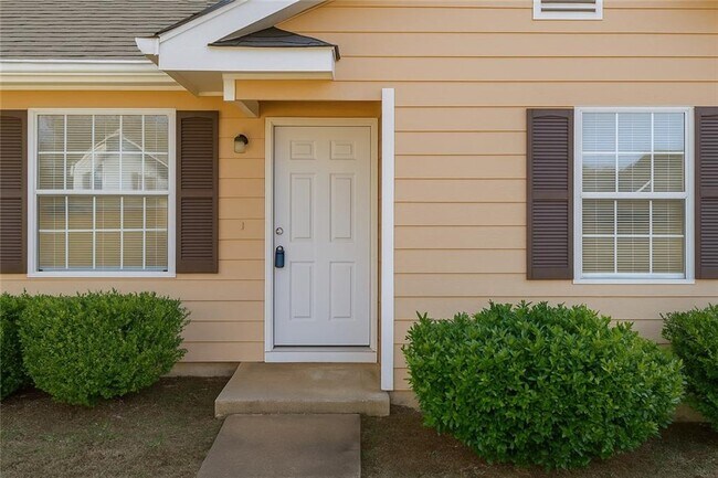 Foto del edificio - 130 Crystal Brook