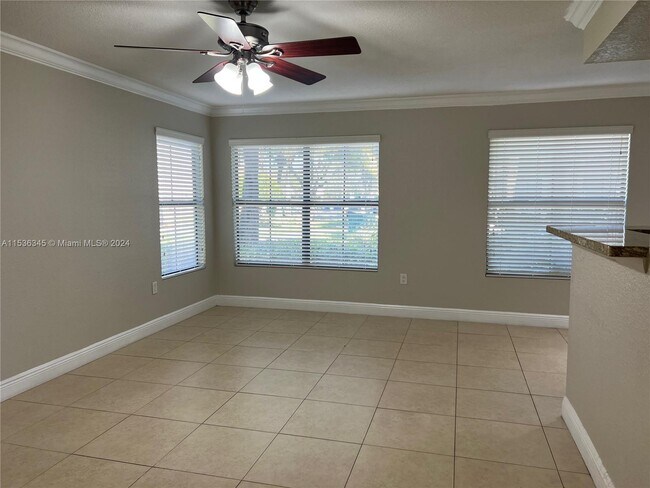 Building Photo - 15599 SW 106th Ln