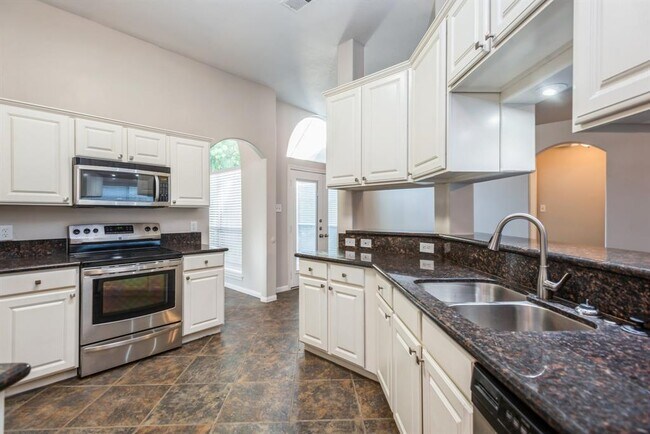 Foto del edificio - 31118 Baker Lake Dr