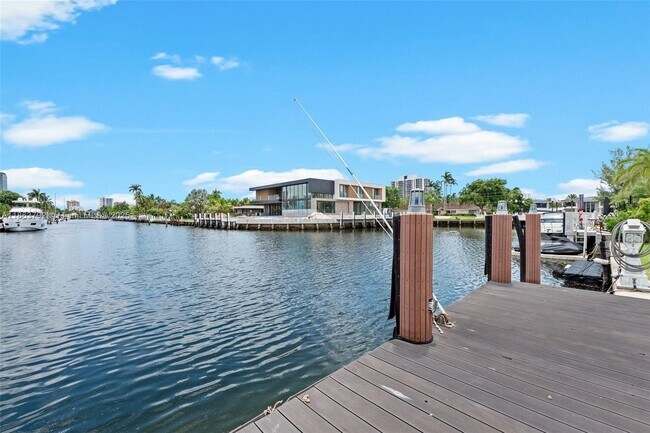 Foto del edificio - 649 Layne Blvd