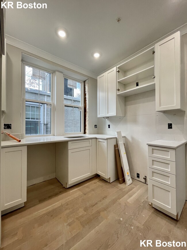 Building Photo - 38 Englewood Ave