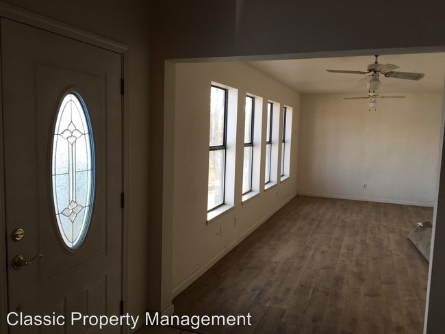 Building Photo - 3 br, 2 bath House - 6850 Rancheria Road