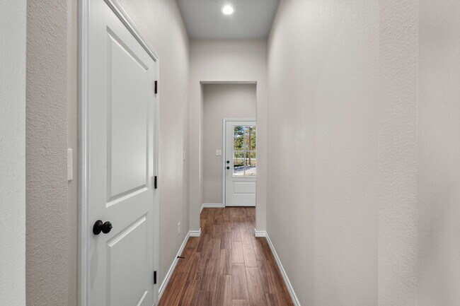 Foto del edificio - 195 Teal Dr