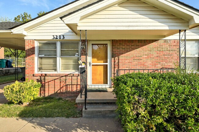 Building Photo - A Cozy Retreat in the Heart of OKC