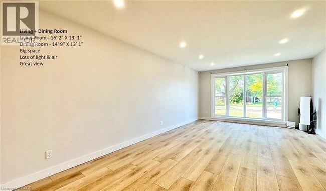 Building Photo - 61 Eastbury Dr
