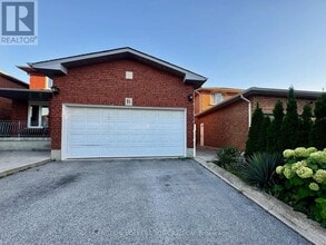 Building Photo - 71 Brougham Dr