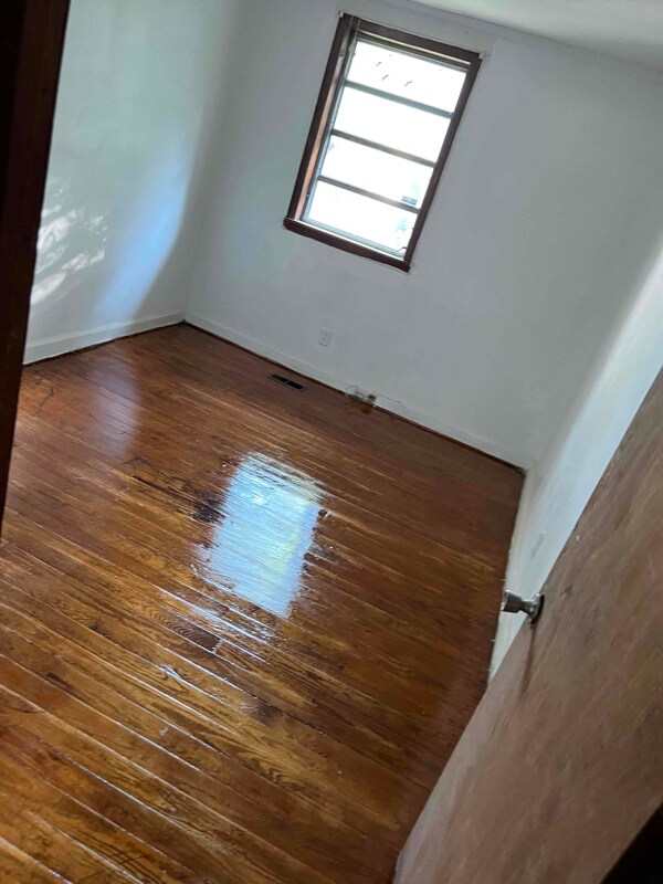 Foto del edificio - 526 State Rd S-38-801