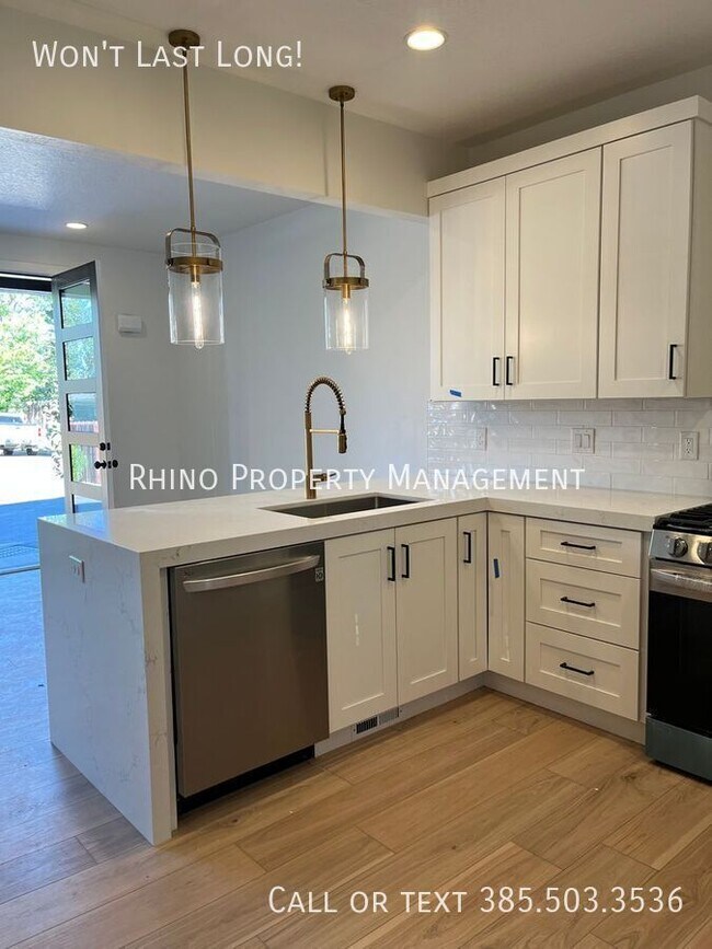 Foto del edificio - 4634 Locust Hls Ct