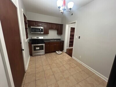 Building Photo - 4010 S Calumet Ave