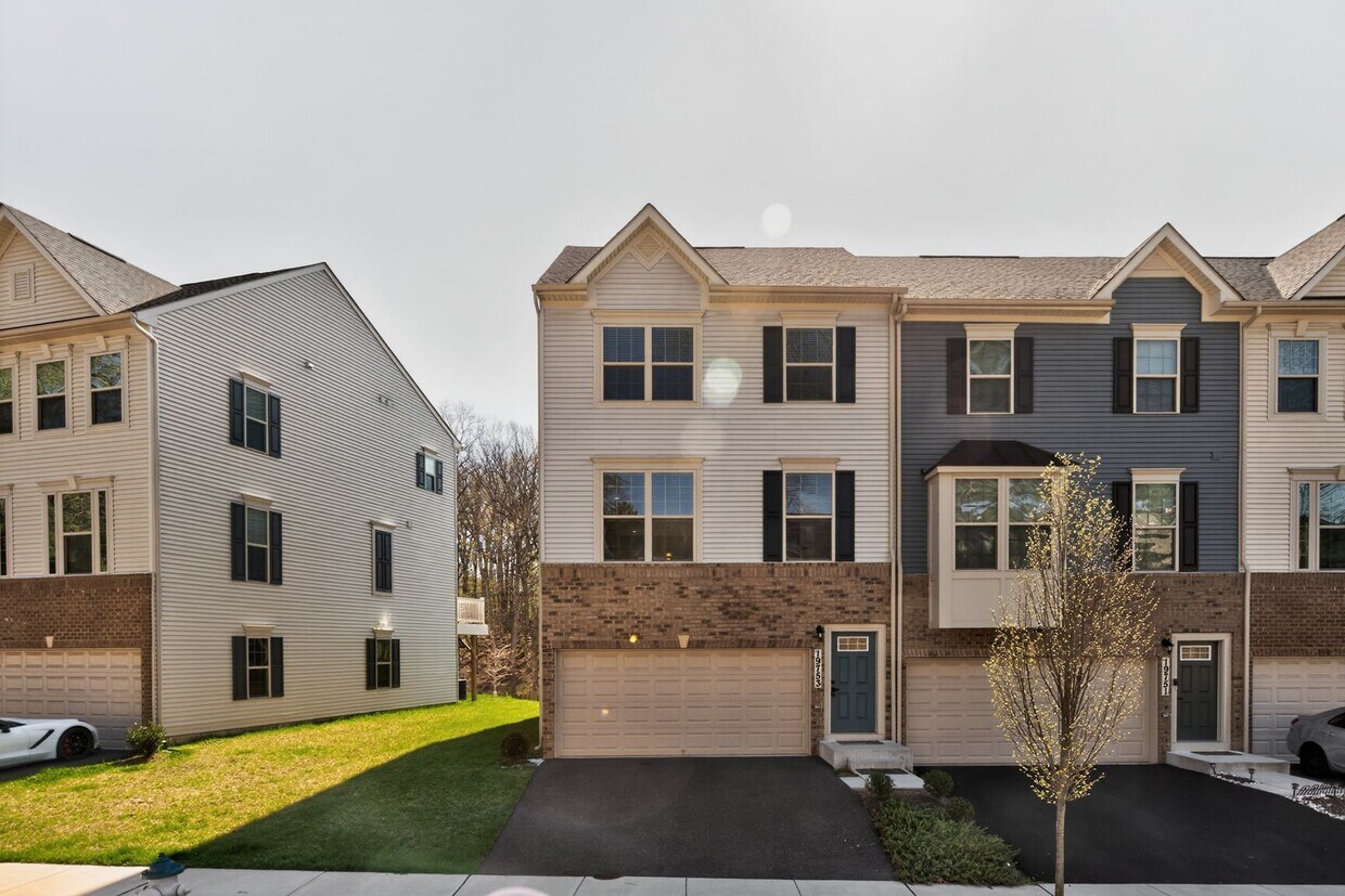 Photo - 19753 Grn Vlg Dr (Montgomery Village, MD)