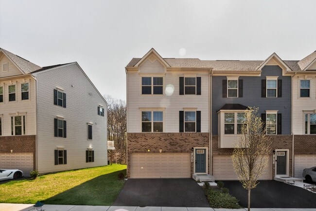 Photo - 19753 Grn Vlg Dr Townhome