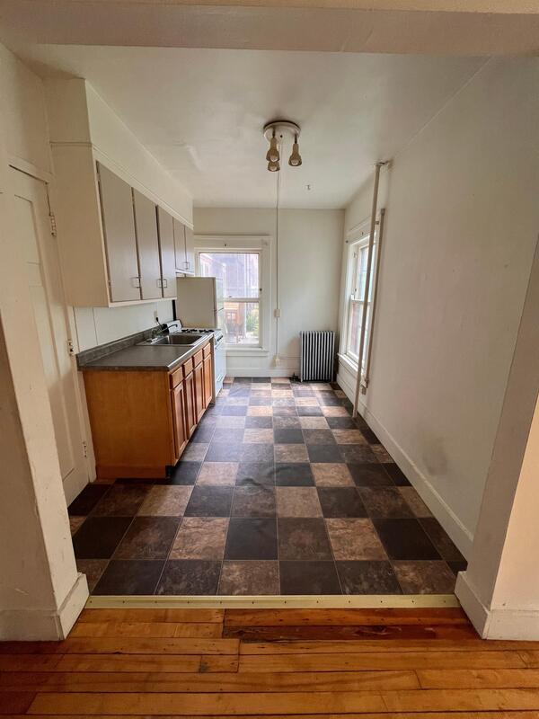 Foto del edificio - 632 Howard Pl