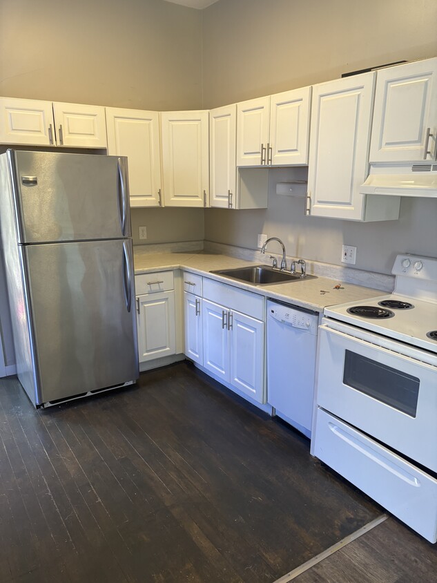 Primary Photo - EHDG Development Properties, Inc.