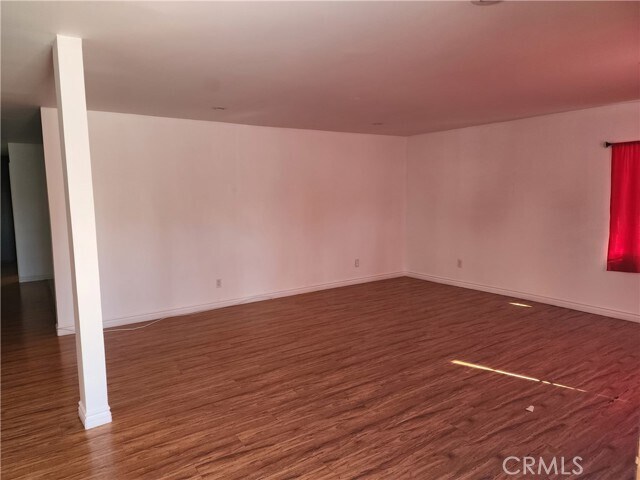 Foto del edificio - 1459 W 102nd St