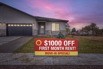 Building Photo - 31 S Gray St