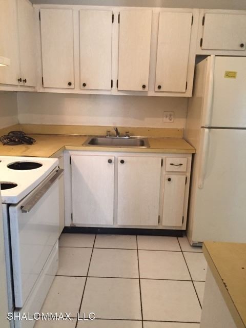 Building Photo - 2 br, 1 bath House - 5212 NW 24 ST unit 154