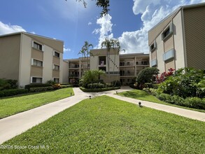 Building Photo - 6175 S Mirror Lake Dr