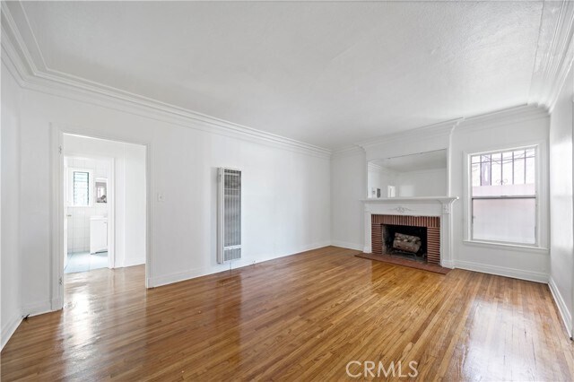 Building Photo - 7419 Crenshaw Blvd