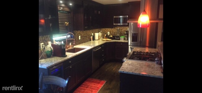 Foto del edificio - 4 br, 2 bath House - 10424 nw 195th st