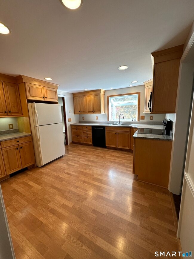 Foto del edificio - 26 S Glenwoods Rd