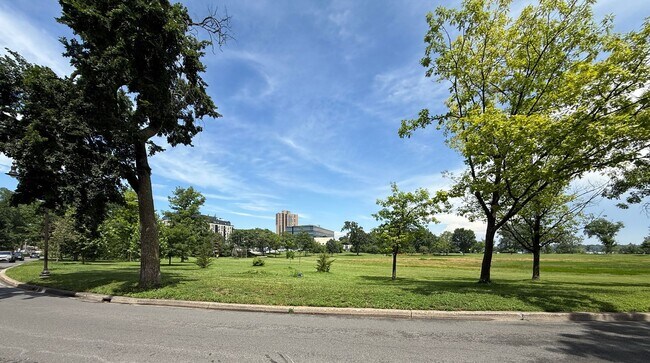 Building Photo - Lake Condo near W Lake & Excelsior Blvd - ...