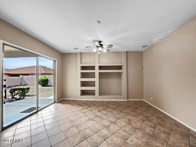 Foto del edificio - 35716 N 31st Dr