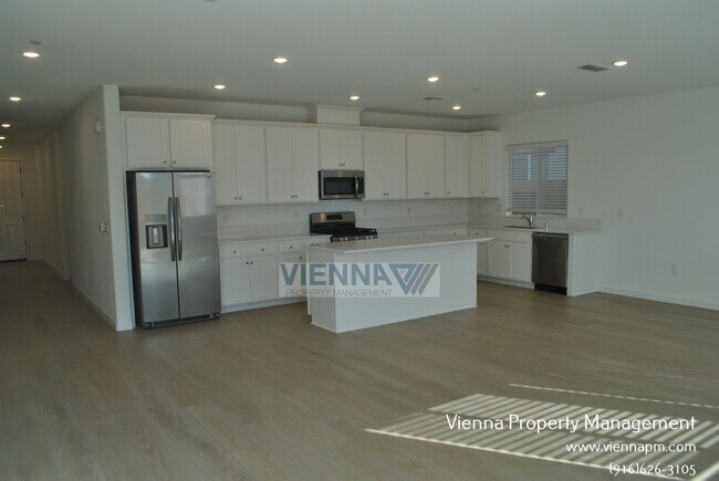 Foto del edificio - 4451 Duckhawk Cir