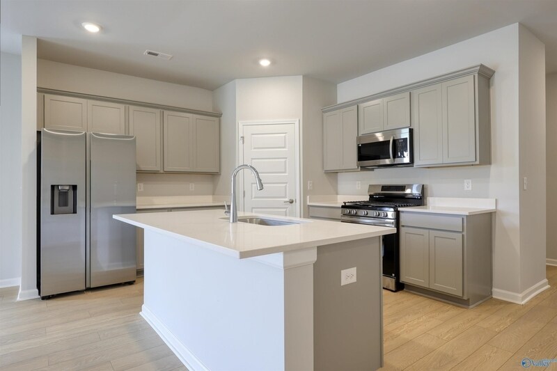 Foto del edificio - 12420 Bartow Ln