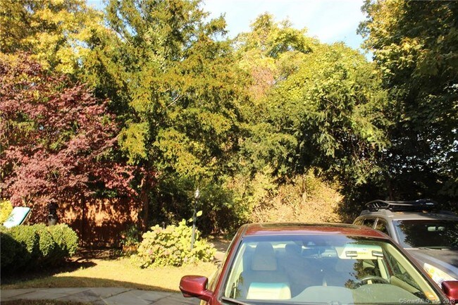 Foto del edificio - 16 Ingalls Ave